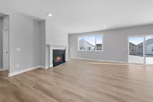 2165 Westpointe Dr, Hastings, MN 55033 - Photo 8