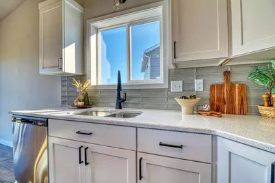 6786 32nd Street S, Fargo, ND 58104 - Photo 24