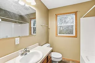 8113 Bass Lake Rd, New Hope, MN 55428 - Photo 10