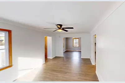 545 2nd Avenue SE, Wells, MN 56097 - Photo 2