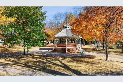 1741 Oak Creek Pass, Chaska, MN 55318 - Photo 40