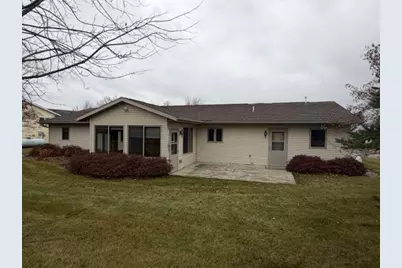 454 Main Street NW, Evansville, MN 56326 - Photo 2