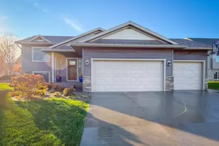 6143 39th Ave NW, Rochester, MN 55901 - Photo 2