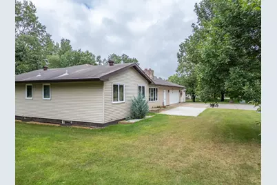 520 Ridgewood Road, Grand Rapids, MN 55744 - Photo 2