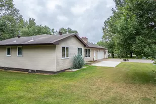 520 Ridgewood Rd, Grand Rapids, MN 55744 - Photo 2