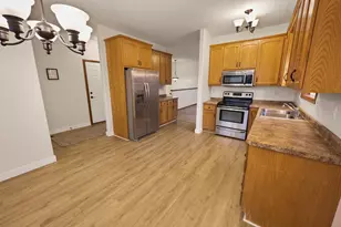 5345 Sand Bunker St, Saint Cloud, MN 56304 - Photo 10