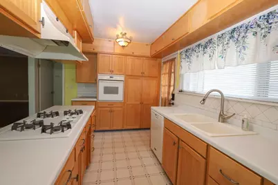 316 2nd Avenue SE, Pine Island, MN 55963 - Photo 12