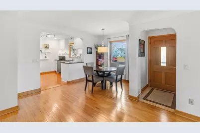 2908 30th Avenue NE, Saint Anthony, MN 55418 - Photo 6