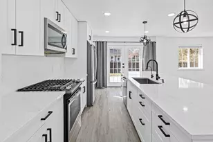 8011 Elbe St, Circle Pines, MN 55014 - Photo 18