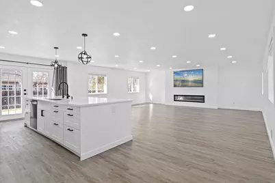 8011 Elbe Street, Circle Pines, MN 55014 - Photo 10