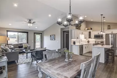 230 S Chestnut Street, Ellsworth, WI 54011 - Photo 18