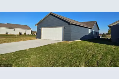 2024 Essler Drive, Saint Peter, MN 56082 - Photo 22