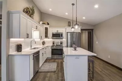 232 S Chestnut Street, Ellsworth, WI 54011 - Photo 8