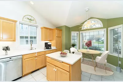 1865 Tiffany Cove Lane SW, Rochester, MN 55902 - Photo 6