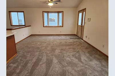 1009 1st Avenue SW, Austin, MN 55912 - Photo 4