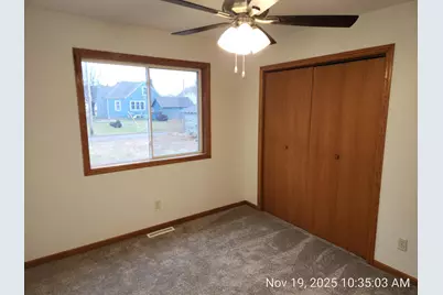 1009 1st Avenue SW, Austin, MN 55912 - Photo 8
