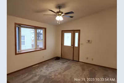 1009 1st Avenue SW, Austin, MN 55912 - Photo 6