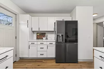 273 Butler Avenue E, West Saint Paul, MN 55118 - Photo 14