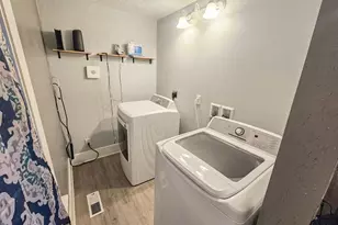 606 W Main St, Marshall, MN 56258 - Photo 6