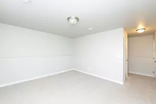 7421 18th St S, Fargo, ND 58104 - Photo 22