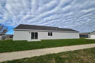 2012 Essler Dr, Saint Peter, MN 56082 - Photo 22