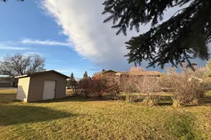 1511 Westmore Ave, Wahpeton,  58075 - Photo 6