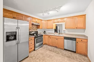 38251 Explorer Cir, North Branch, MN 55056 - Photo 6