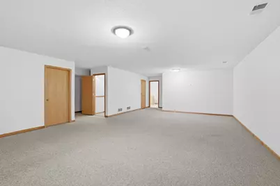 624 Obrien Parkway, Belle Plaine, MN 56011 - Photo 16