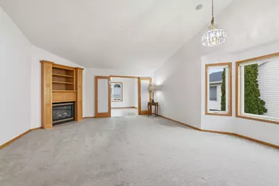 624 Obrien Parkway, Belle Plaine, MN 56011 - Photo 6