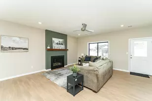 2011 Douglas Trl Dr SE, Pine Island, MN 55963 - Photo 8