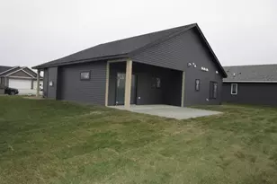 2011 Douglas Trl Dr SE, Pine Island, MN 55963 - Photo 2