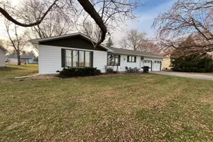 514 Fir Ave, Westbrook, MN 56183 - Photo 2