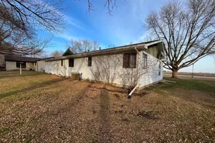 514 Fir Ave, Westbrook, MN 56183 - Photo 4