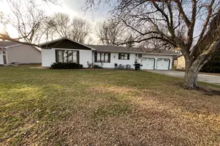 514 Fir Ave, Westbrook, MN 56183 - Photo 2