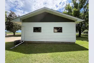 514 Fir Avenue, Westbrook, MN 56183 - Photo 6