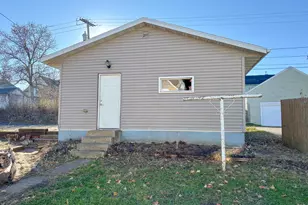 314 E Vernon Ave, Fergus Falls, MN 56537 - Photo 46