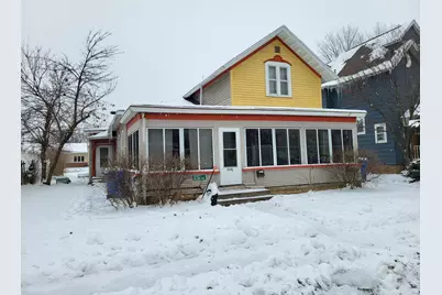 215 E 5th Street, Winona, MN 55987 - Photo 2