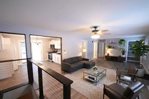 612 Hud St, Somerset, WI 54025 - Photo 8