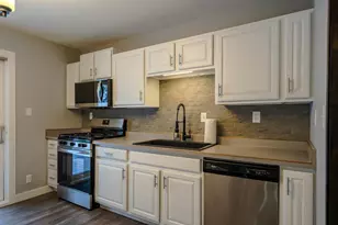 612 Hud St, Somerset, WI 54025 - Photo 4