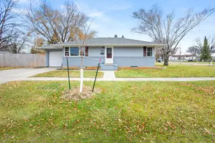 1305 12th Ave N, Moorhead, MN 56560 - Photo 34