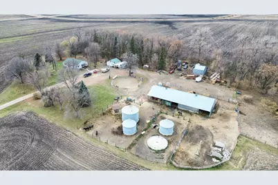 68245 470th Street, Fairfax, MN 55332 - Photo 2