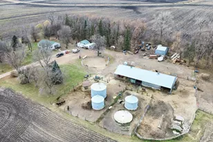 68245 470th St, Fairfax, MN 55332 - Photo 2