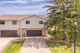 4595 Horizon Cir, Eagan, MN 55123 - Photo 2