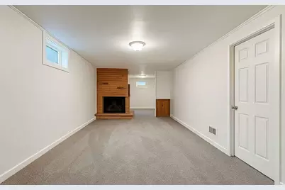 810 57th Avenue N, Brooklyn Center, MN 55430 - Photo 10