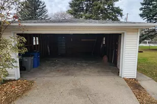 2215 7th St S, Moorhead, MN 56560 - Photo 22