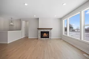 1817 Ridgepointe Ct, Hastings, MN 55033 - Photo 10