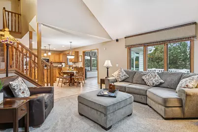 3800 Jamestown Curve, Woodbury, MN 55129 - Photo 20