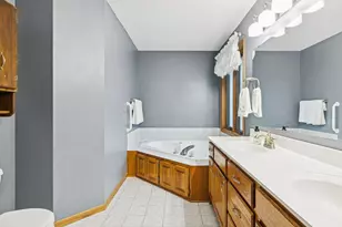 3800 Jamestown Curve, Woodbury, MN 55129 - Photo 28