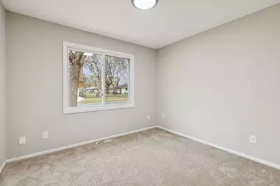 612 11th Avenue E, Shakopee, MN 55379 - Photo 18