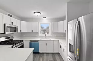 1313 Irving Ave N, Minneapolis, MN 55411 - Photo 12